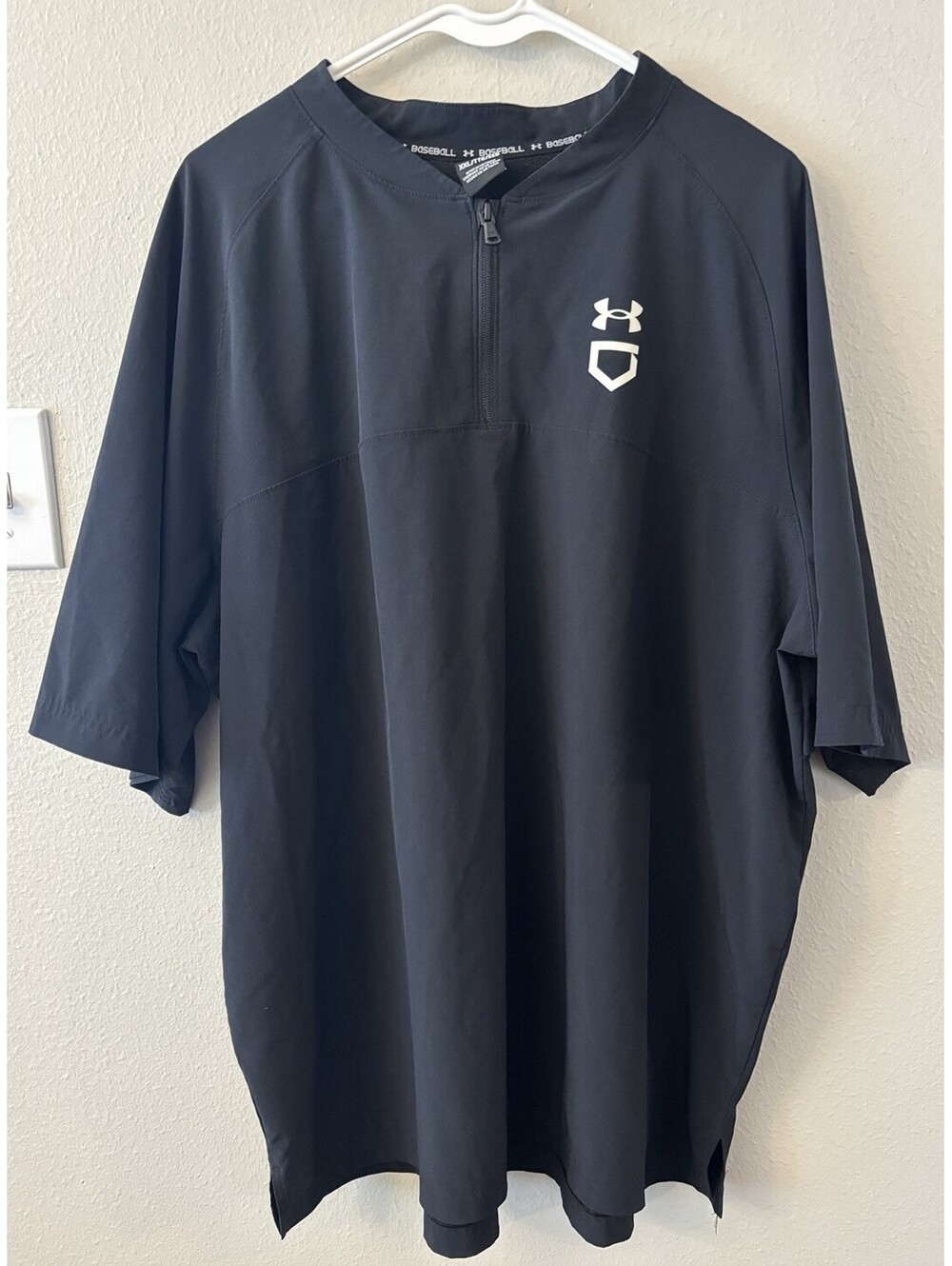 Under Armour Utility Cage Jacket Men 2XL Black Baseball Quarter Zip Short Sleeve